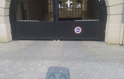 PARKING MARNE LA VALLEE CHESSY AVEC NAVETTE VERS LA GARE INCLUSE A/R
