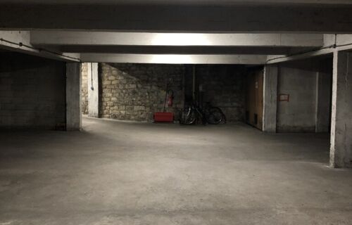 Parking Saint Ouen - Petite place