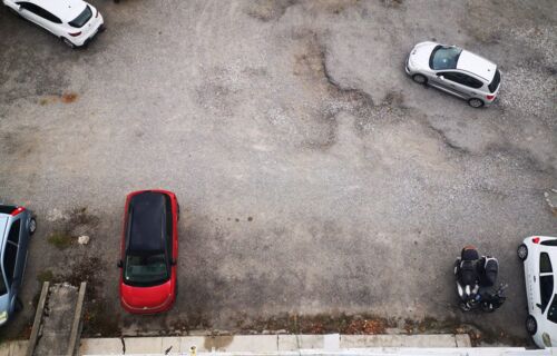 Location 1 place de parking Toulouse Saint Agne