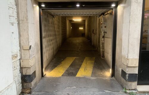 Parking Moto Marcadet / Poissonniers