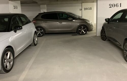 Place de parking près des gars grésillons et Gabriel Péri.
