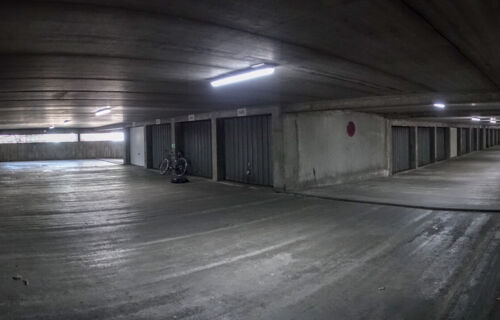 Garage Parking Box fermé 15m²
