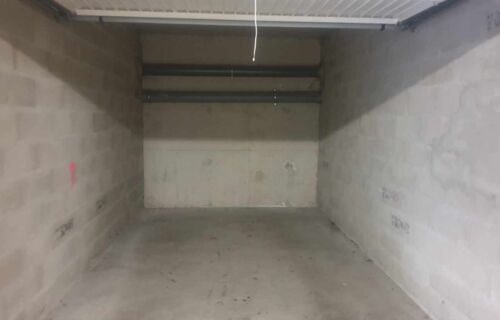 Garage fermé