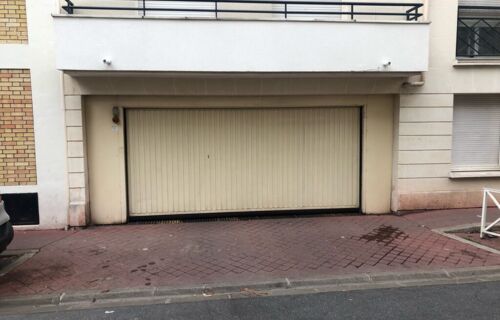 Place de parking en sous-sol dans une résidence privée sécurisée
