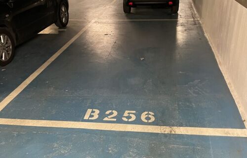 Parking Clichy La Garenne  (Metro 13&14 / Ligne L paris St Lazare La Défense)