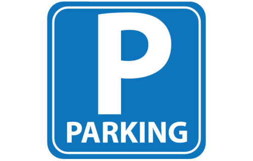 Place de parking en garage fermé proche des arènes