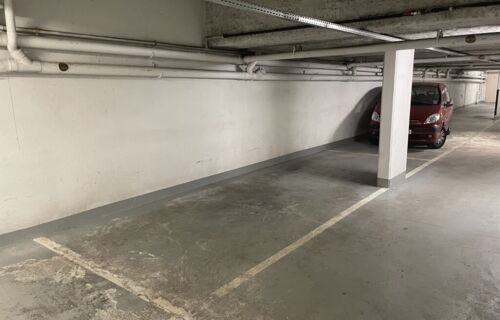 Place de parking (15m2) Rue Lecourbe (Paris 15)