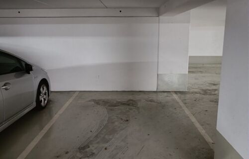 Place Parking Sous Sol - Becon Les Bruyeres