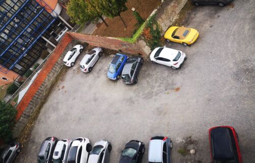 Location 1 place de parking Toulouse Saint Agne