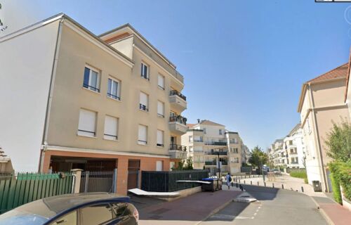 93160 Noisy le Grand - 18 Rue des Vergers - Stationnement en Sous Sol