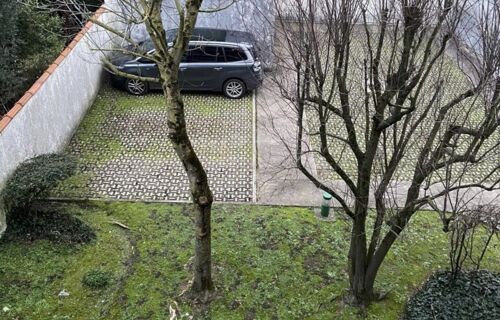 place de parking privé près RER BRY-SUR-MARNE
