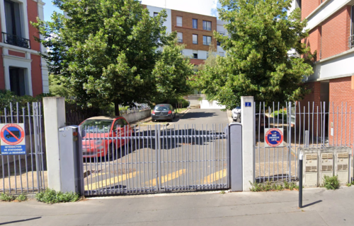 Place de parking pour evenement au stade de france  & centre aquatique & Basilique