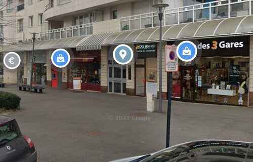 Place de parking au pied de la gare de Cergy le haut