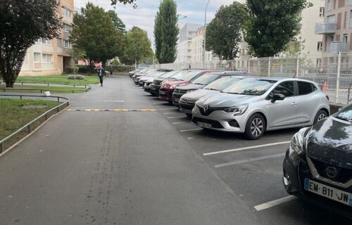 Parking près de métro Créteil Université