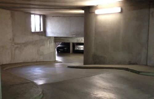 Parking gare CERGY-PREFECTURE