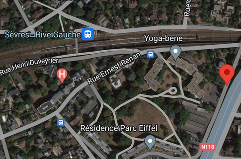 Loue place de parking fermé dans une résidence - 92310 Sèvres - Gare Rive Gauche