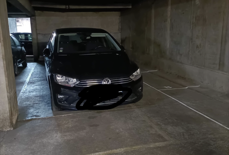 Parking souterrain dans résidence sécurisée