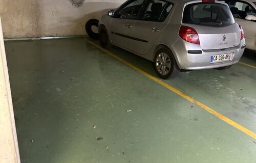 Parking sous terrain près Créteil Pointe du Lac