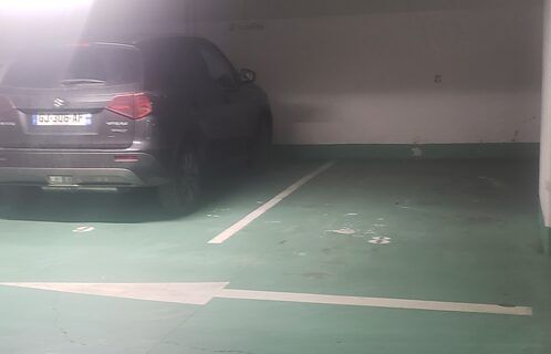 Parking a 6 minutes a pied de Gare de l'est