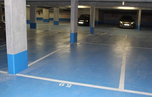 Place de parking -sous sol sécurisé - portail télécommandé