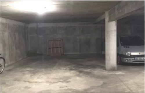 Parking dans le quartier de Saint-Cyprien à 5 min du métro et du tramway