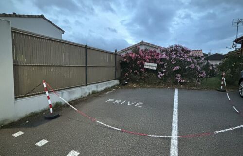 Parking Villeneuve-Tolosane Route de Portet