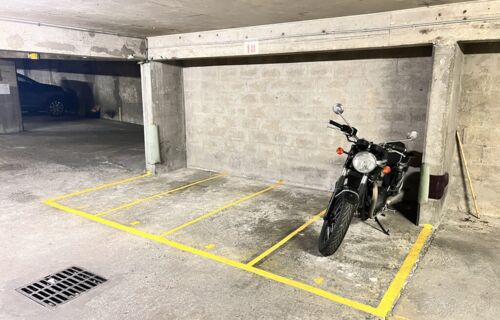 Place Parking moto/scooter Paris 12e