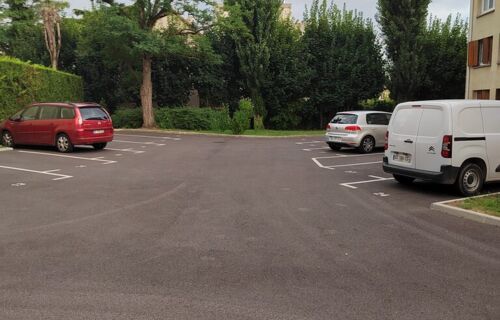 Stationnement dans une résidence privée