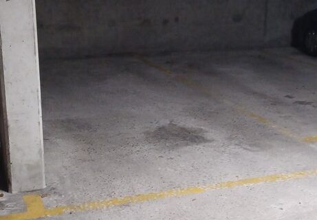 Parking sécurisé proche Front Populaire