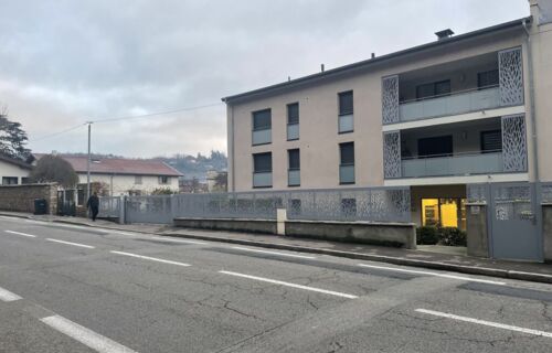 GARAGE FERME DANS UN RESIDENCE STANDING LIBRE A PARTIR DU 7 JANVIER