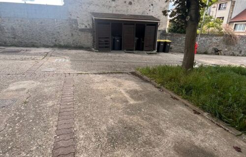 Place de parking sécurisée – Égly (près RER C)
