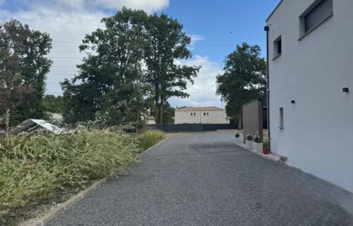 Parking à domicile, près de l"aéroport de Bordeaux-Mérignac (10-15 min)