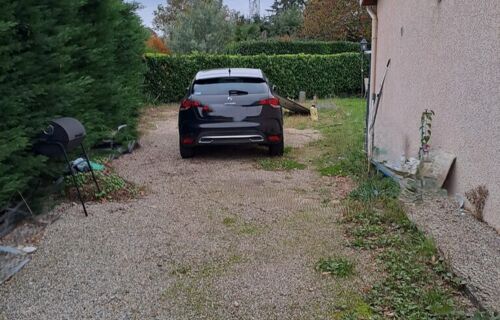 ✨ Votre parking malin près de Lyon Saint-Exupéry ! ✨