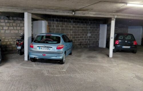 Place de parking à 2 pas des Buttes-Chaumont