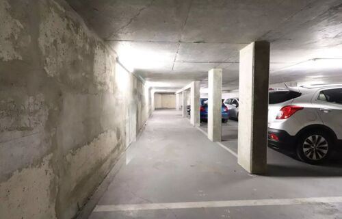 Double place de parking 75011 Paris