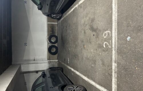 Place de parking rue du Palais-Galien