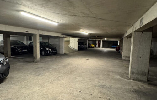 À louer – Place de parking – Rue de Prony - Parc Monceau