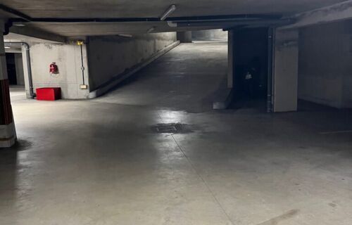 Place de parking sécurisée à Massy-Palaiseau (5 min à pied de la gare)