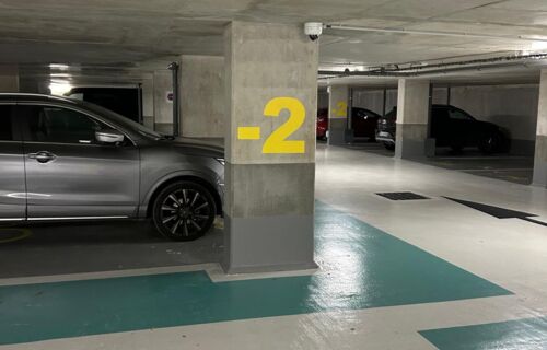 Location Parking Clichy