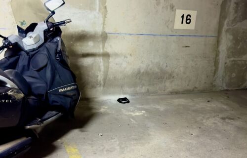 Parking Moto - sécurisé par POINT D'ANCRAGE