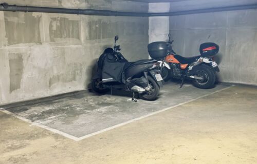 Parking Moto / 2 roues sécurisé - Stalingrad