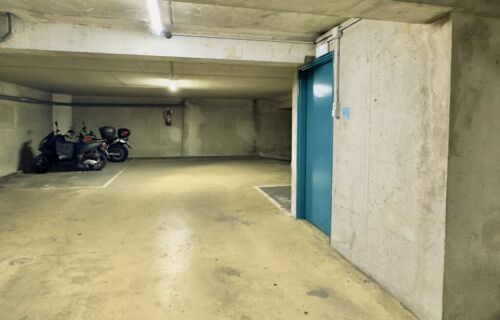 Parking Moto / 2 roues sécurisé - Stalingrad
