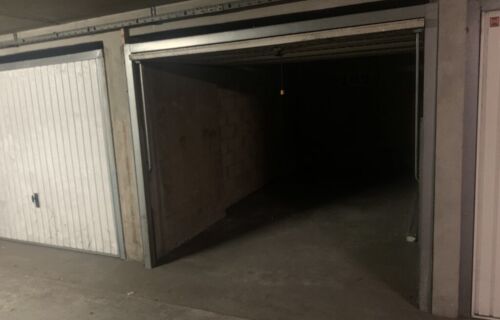 Location place de parking / garage / box PARIS 19 (120 rue d'Aubervilliers) 170/mois cc