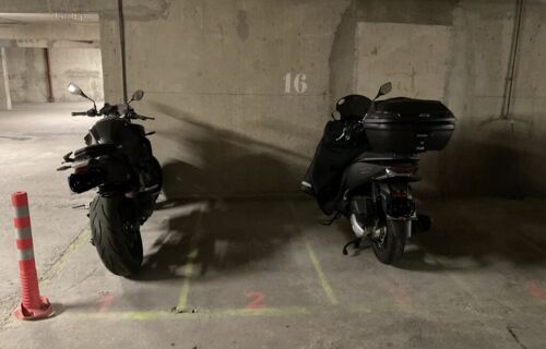 Location de parking moto scooter