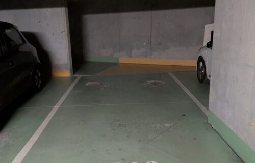 Place de parking à louer - Châtillon (terminus ligne 13)