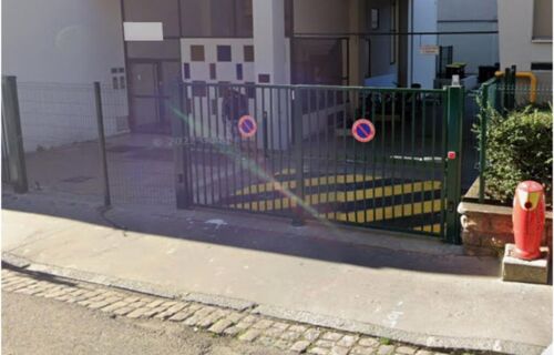 VILLEURBANNE GRATTE-CIEL - PARKING/BOX