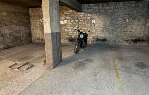 Place de parking moto · Paris 12e — Bel-Air / Daumesnil / Nation / Michel Bizot