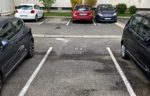 Parking privée à 200m des hopitaux Lyon SUD