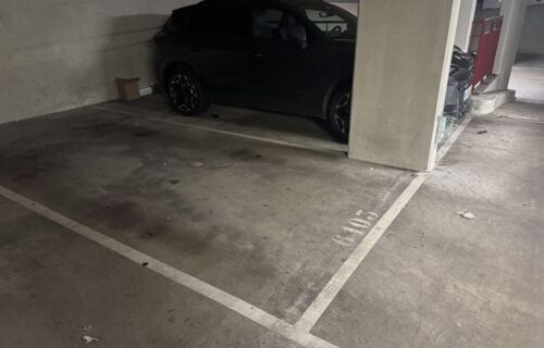 Place de Parking prés de la gare Ermont Eaubonne