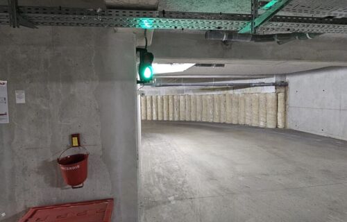 Grande place de parking